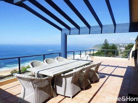 Cliff View - 62 Forresters Beach Road - Phillip Island Accommodation 0