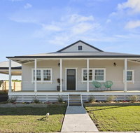 Cloverdale Cottage - Phillip Island Accommodation