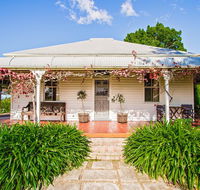 Cockfighters Ghost Vineyard Accommodation - Phillip Island Accommodation