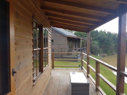 Cocoa & Briar Cottages - Phillip Island Accommodation 2