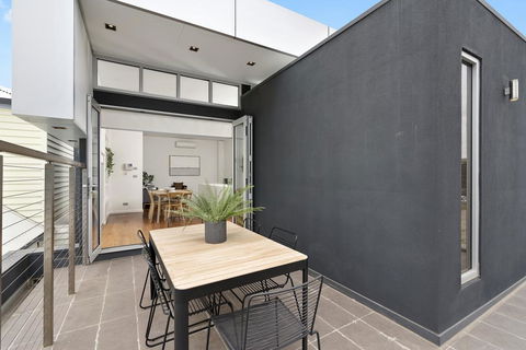 Cogens Two Bedroom Townhouse - Phillip Island Accommodation 2
