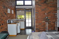 Book Omeo Accommodation Vacations Phillip Island Accommodation Phillip Island Accommodation