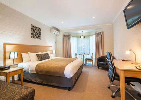 Comfort Inn Coach & Bushmans - Phillip Island Accommodation 0