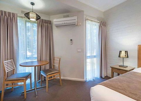 Comfort Inn Coach & Bushmans - Phillip Island Accommodation 3