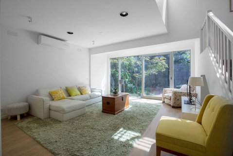 Comfy Holiday House With Pool@Rosanna - Phillip Island Accommodation 0