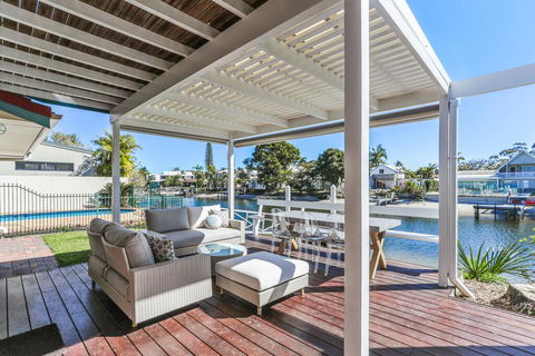 Convenience, Space & Location, Noosa Heads - Phillip Island Accommodation 1