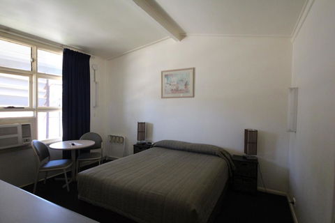 Coolabah Motel - Phillip Island Accommodation 1