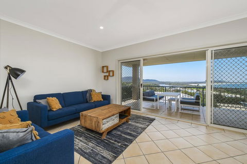 Corakuna, 3 Korogora Street - Phillip Island Accommodation 2