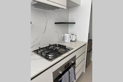 Cosy Apartment @ Clayton (Monash17) - Phillip Island Accommodation 3
