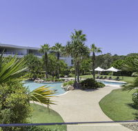 COTTON BEACH ON THE POOL 66 - Phillip Island Accommodation