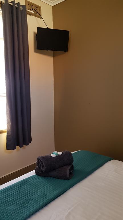 Courthouse Hotel - Phillip Island Accommodation 1