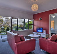 Cove Beach Apartment 1 - Phillip Island Accommodation