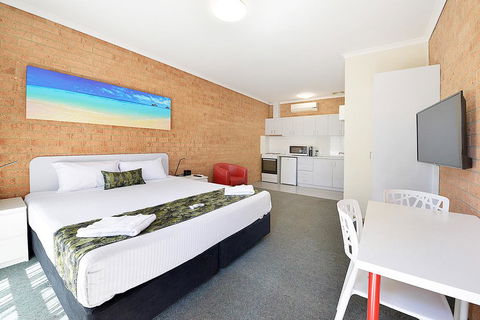 Cranbourne Motor Inn - Phillip Island Accommodation 1