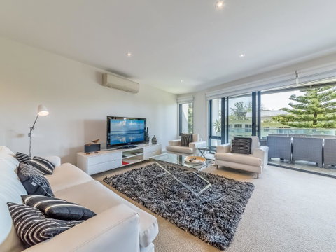 Cscape 3brm Apartment With A View - Phillip Island Accommodation 3