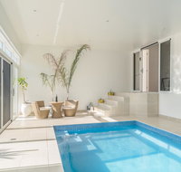 Currawong Close - Heated Pool Home Theatre WiFi 4 bdrm Pool Table - Phillip Island Accommodation