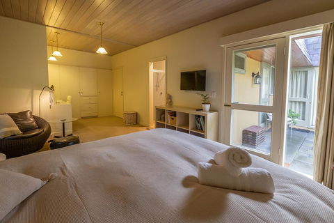 Cygnet, Studio On Sturt - Phillip Island Accommodation 0