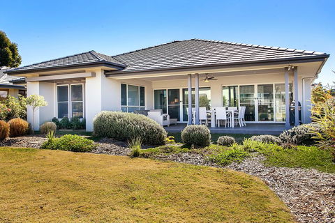 Cypress Point Lodge - Phillip Island Accommodation 0