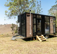 Dam It Getaway Tiny House - Phillip Island Accommodation