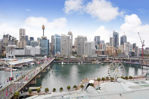 Darling Harbour Getaway - Phillip Island Accommodation 1