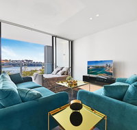 Darling Harbour Waterfront Luxury Apartment - Phillip Island Accommodation