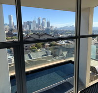 Darlinghurst Spacious apartment with balcony and pool with harbour views - Phillip Island Accommodation