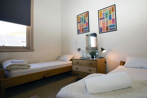 Delatite Hotel - Phillip Island Accommodation 0