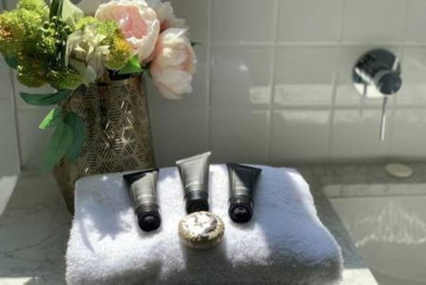 Delicate And Peaceful Bundoora Townhouse 11 - Phillip Island Accommodation 2