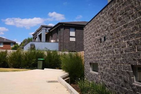 Delicate And Peaceful Bundoora Townhouse 11 - Phillip Island Accommodation 0