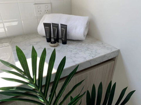 Delicate And Peaceful Bundoora Townhouse 12-R2 - Phillip Island Accommodation 1