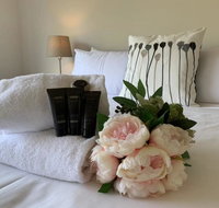 Delicate and Peaceful Bundoora Townhouse 13-R3 - Phillip Island Accommodation