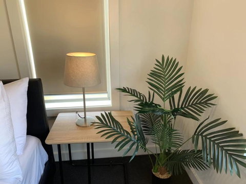 Delicate And Peaceful Bundoora Townhouse 13-R4 - Phillip Island Accommodation 0