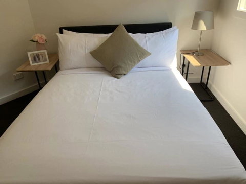 Delicate And Peaceful Bundoora Townhouse 7-R1 - Phillip Island Accommodation 1