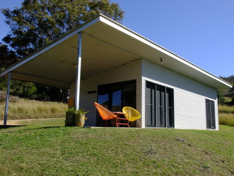 Deshons Retreat - Phillip Island Accommodation 2