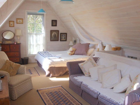 Devon Cottage - Phillip Island Accommodation 3