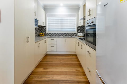 EAGLE VIEW UNIT 5 STAR - Phillip Island Accommodation 3
