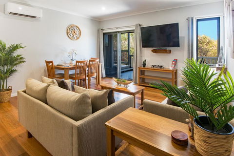 EAGLE VIEW UNIT 5 STAR - Phillip Island Accommodation 0