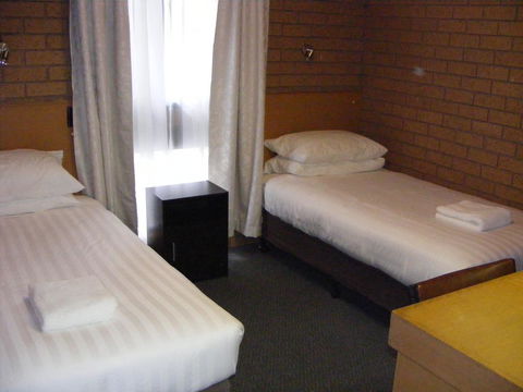 Eaglehawk Motel - Phillip Island Accommodation 2