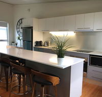Easy Breezy Beach Shack - Phillip Island Accommodation