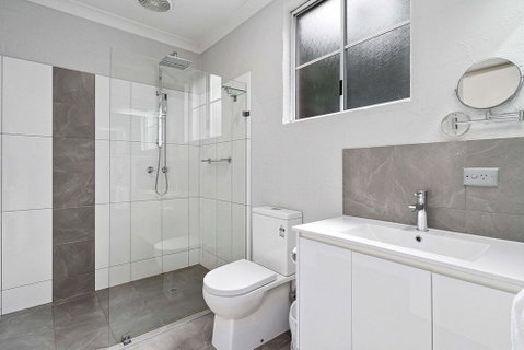 Econo Lodge Border Gateway Wodonga - Phillip Island Accommodation 3