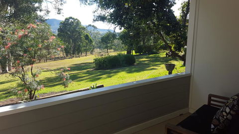 Elfin Hill Vineyard Accommodation - Phillip Island Accommodation 3