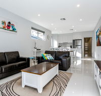 Ella House Adelaide - Phillip Island Accommodation