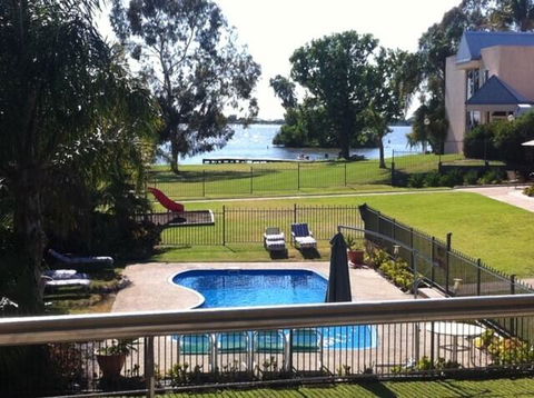 ELSINOR Townhouse 2 - Phillip Island Accommodation 0