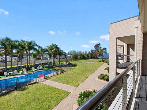 ELSINOR Townhouse 6 Mulwala - Phillip Island Accommodation 2