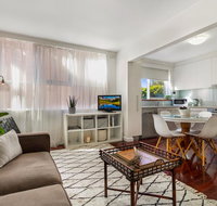 Enjoy Walking to the Beach From Bright Apartment - Phillip Island Accommodation