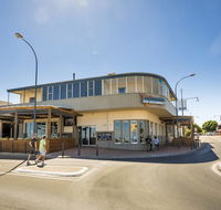 Esplanade Hotel Adelaide - Phillip Island Accommodation