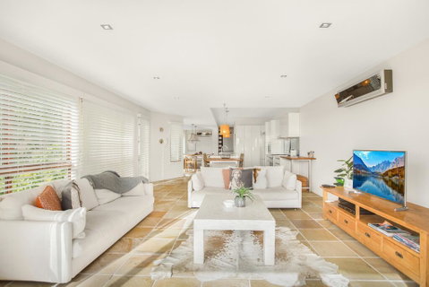 Family House With BBQ Deck, Water View And Parking - Phillip Island Accommodation 0