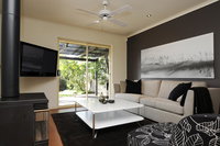 Book Burnside Accommodation Vacations Phillip Island Accommodation Phillip Island Accommodation