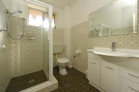 Fingal Court Unit 3 - Fingal Bay - Phillip Island Accommodation 2