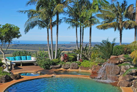 Four Winds Luxury Villas Byron Bay - Phillip Island Accommodation 0