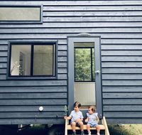 Francisco d'Anconia Tiny House - Phillip Island Accommodation